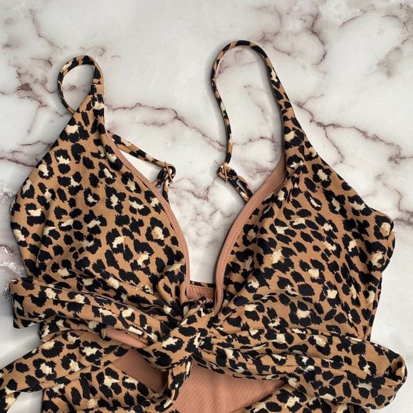 AERIE Leopard Wrap One Piece Swimsuit | Size: S - Picture 3 of 8
